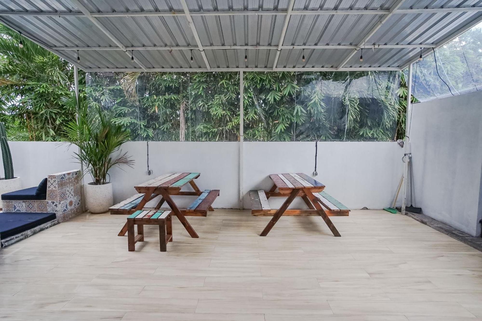 Margarita Surf Hostel Canggu Екстериор снимка