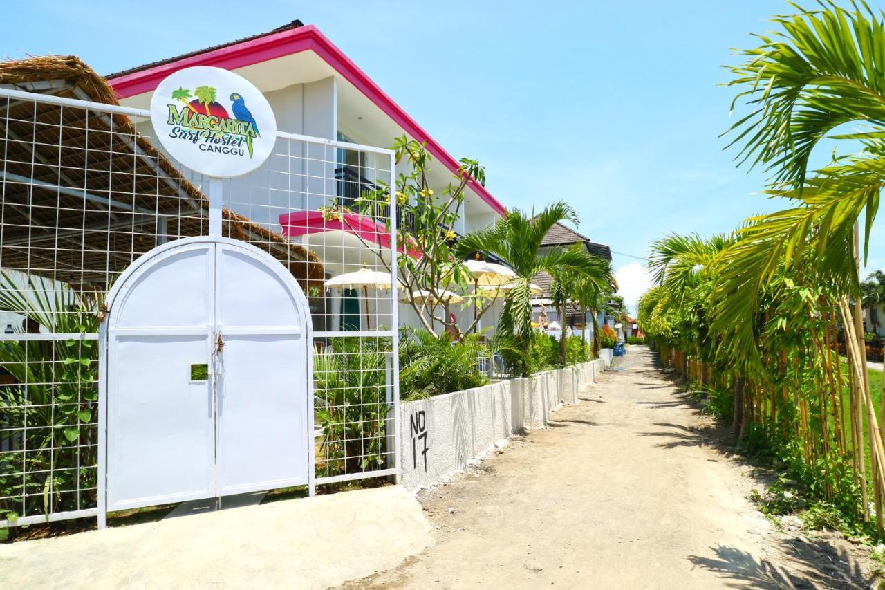 Margarita Surf Hostel Canggu Екстериор снимка