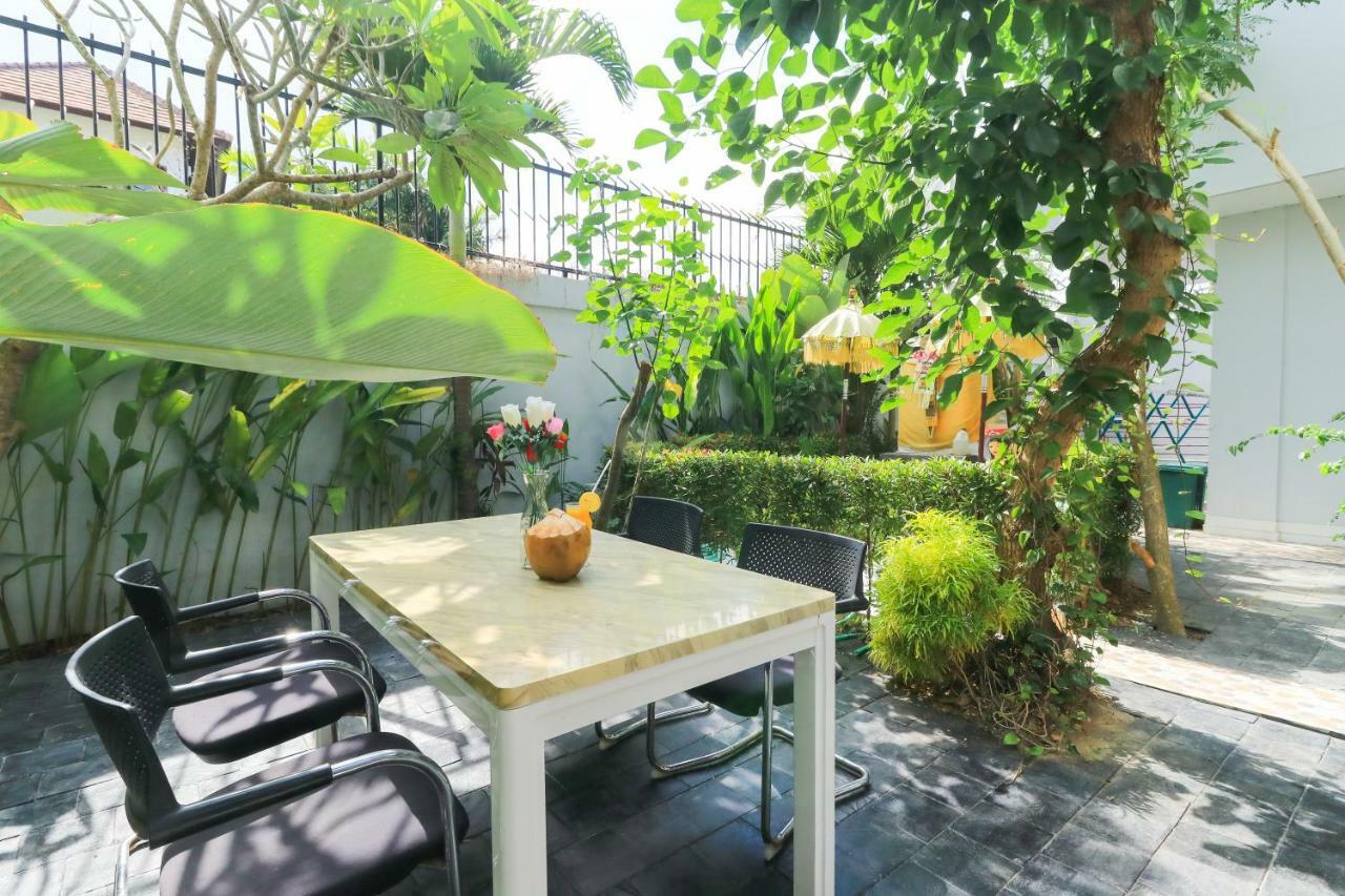 Margarita Surf Hostel Canggu Екстериор снимка