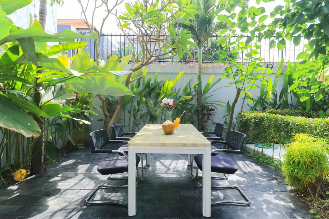 Margarita Surf Hostel Canggu Екстериор снимка